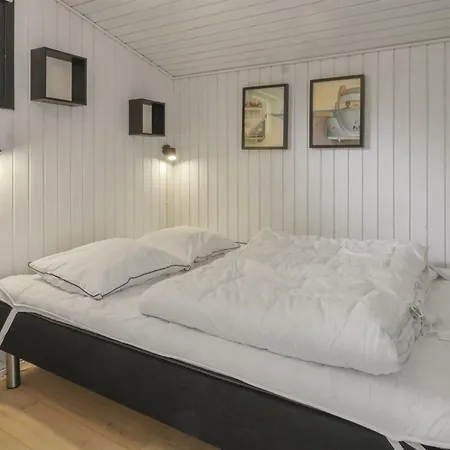 Vieno - 2-6km From The Sea By Interhome Bolilmark