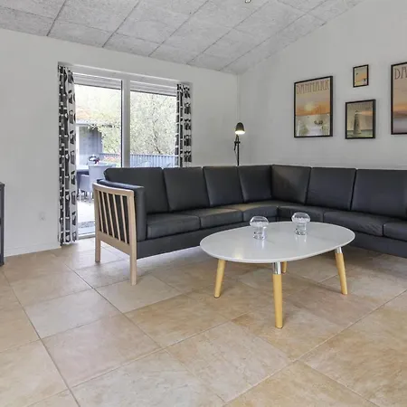 Vieno - 2-6km From The Sea By Interhome Feriehus *