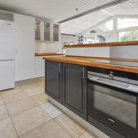 Vieno - 2-6km From The Sea By Interhome